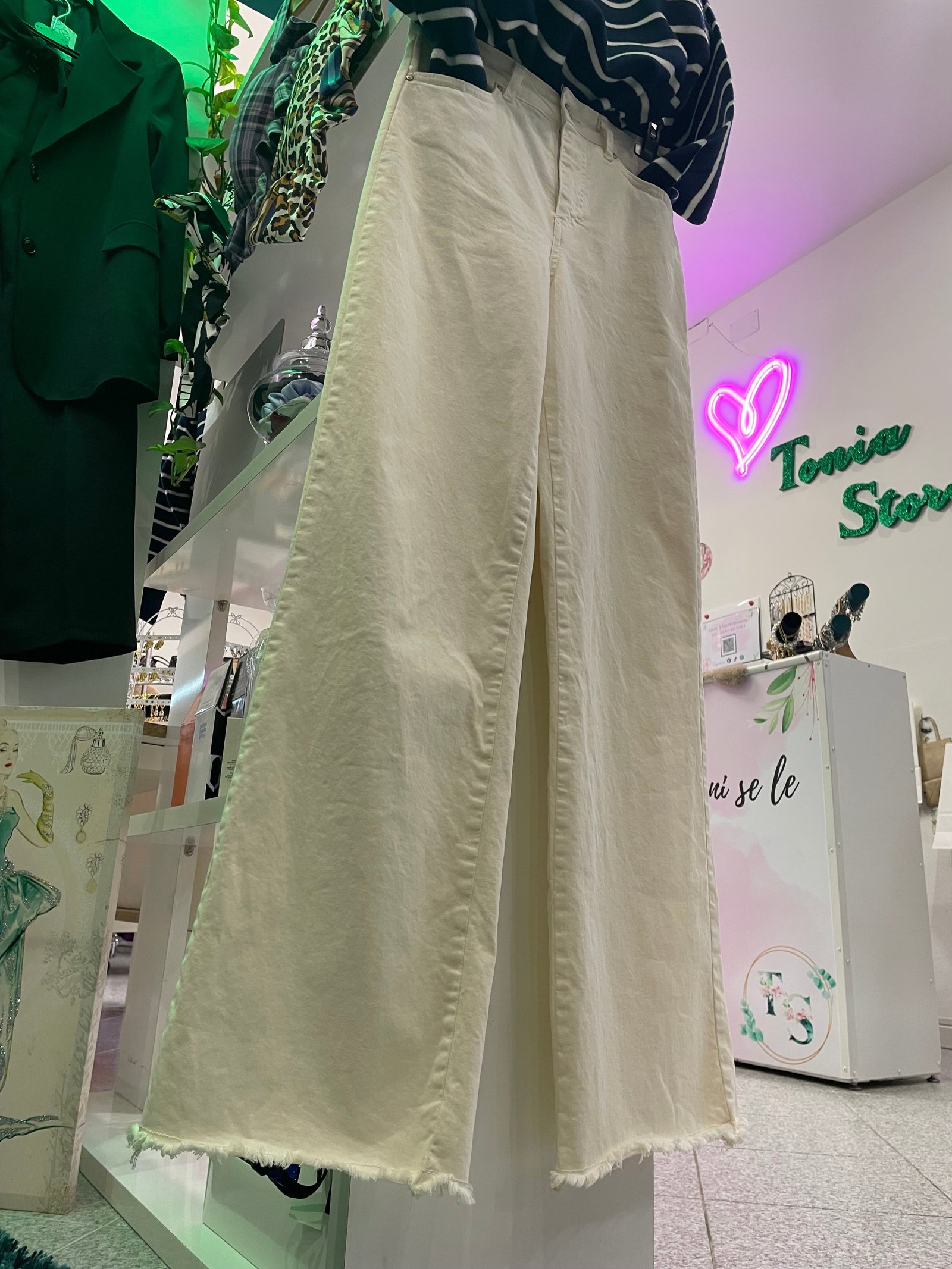 JEANS WIDE LEG PANNA CON FRANGE