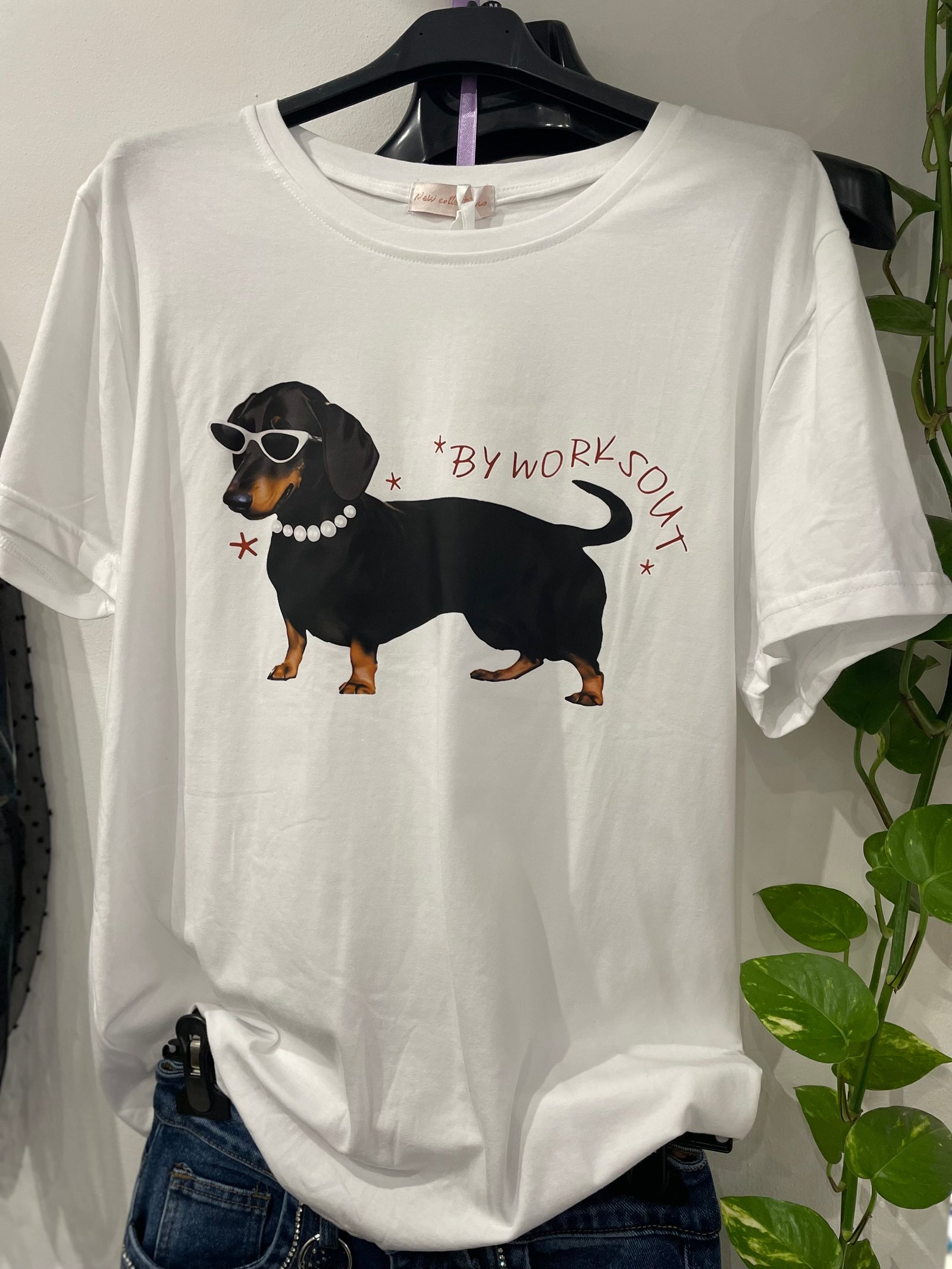 T-Shirt Bassotto con Occhiali – Stampa Divertente