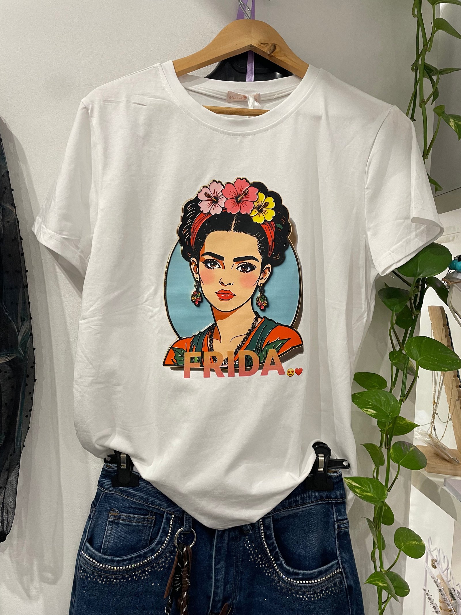 T-Shirt Frida Kahlo – Stampa Artistica