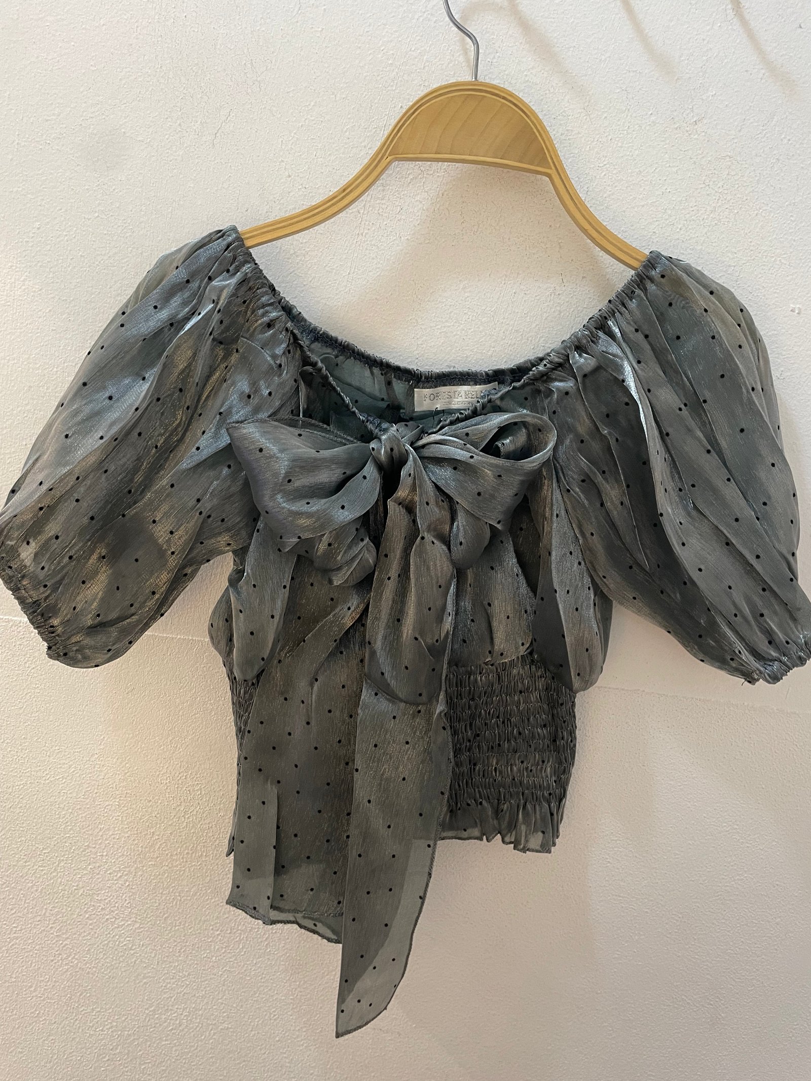 Blusa Cropped pois oro
